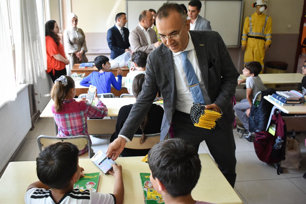 Minik Madenci Dergisinin İkinci Sayısı Öğrencilerle Buluştu