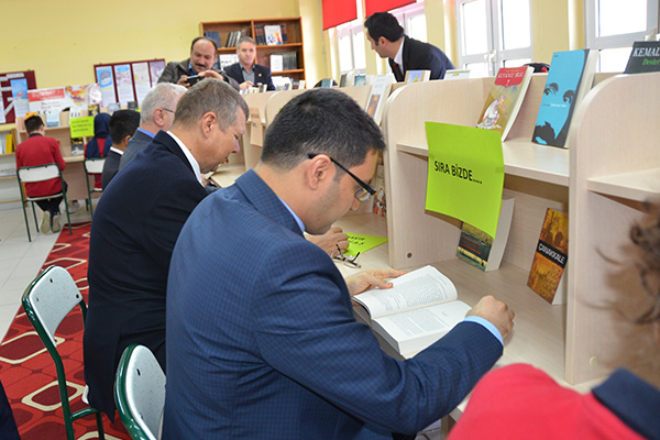 Rize’de Eğitime Nitelik Kazandırma Projesi’ne Kitap Desteği