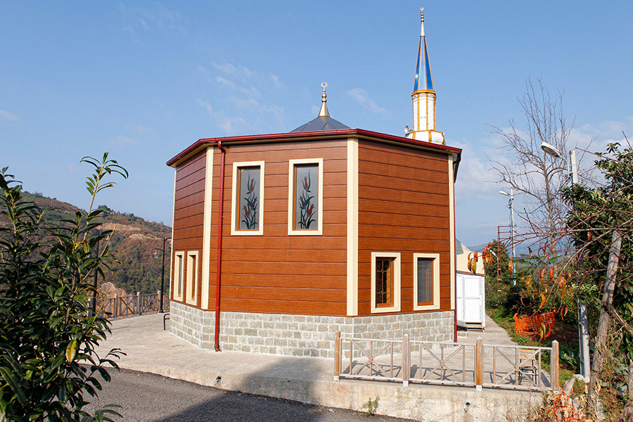 Çamlıca Mahallesi Camisi